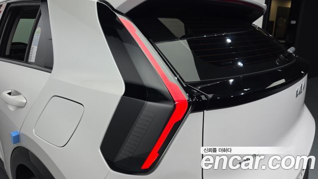 Kia Niro 2027 — photo 9