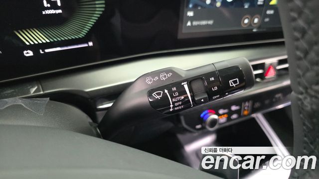 Kia Niro 2027 — photo 34