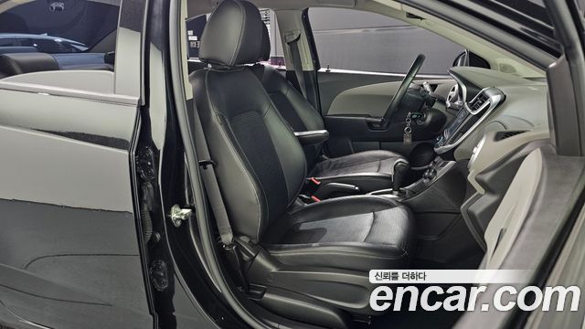 Chevrolet Korea Aveo 2017 — photo 12