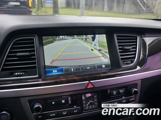 Hyundai Genesis 2014 — photo 13