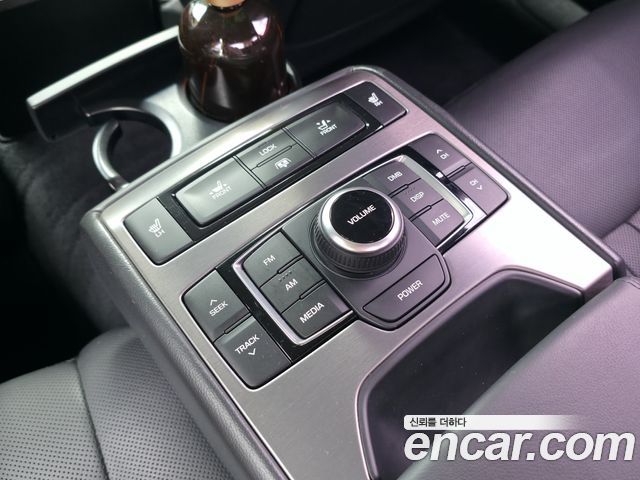 Hyundai Genesis 2014 — photo 20