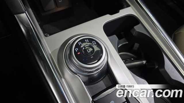 Ford Explorer 2021 — photo 12