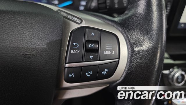 Ford Explorer 2021 — photo 23