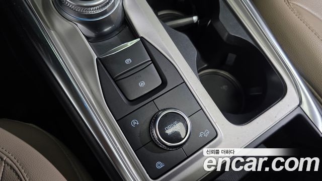 Ford Explorer 2021 — photo 27