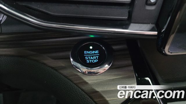 Ford Explorer 2021 — photo 30