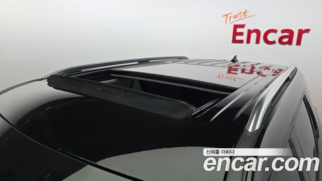 Ford Explorer 2021 — photo 37