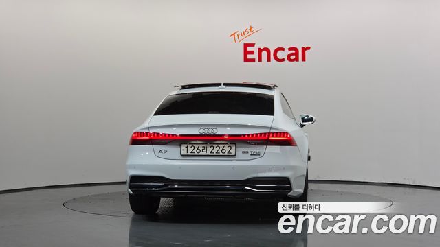 Audi A7 2020 — photo 4