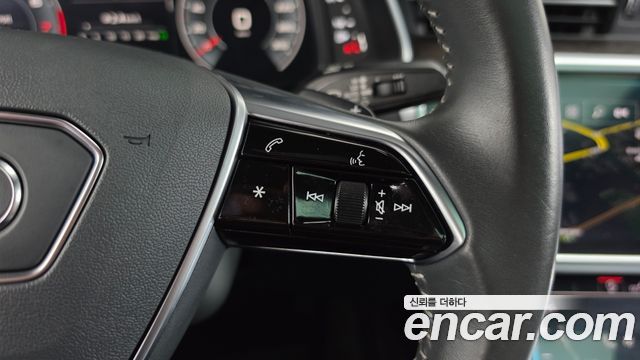 Audi A7 2020 — photo 23