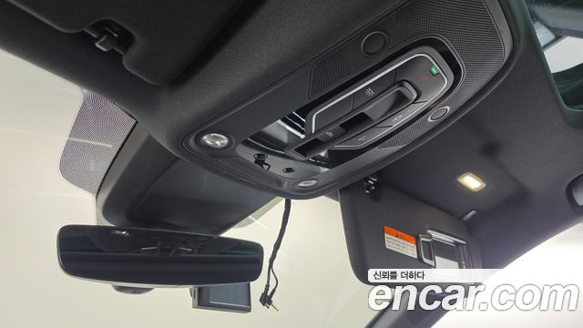 Audi A7 2020 — photo 28