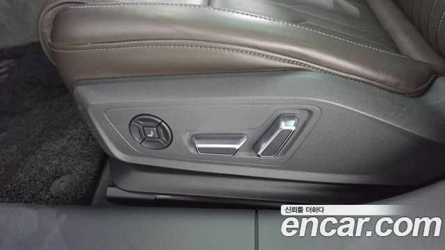 Audi A7 2020 — photo 32