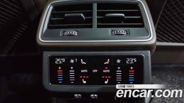 Audi A7 2020 — photo 38