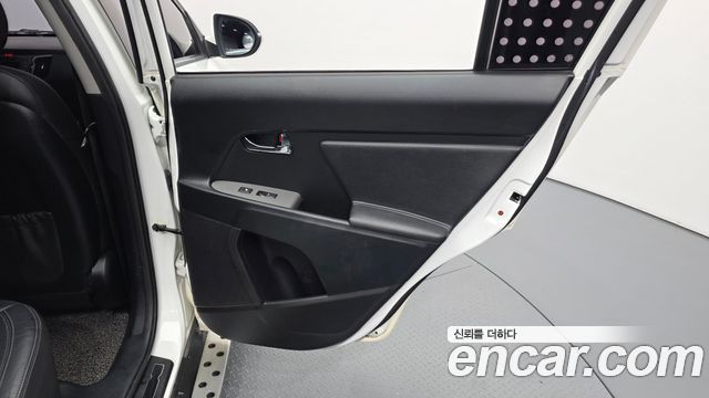 Kia Sportage 2014 — photo 15
