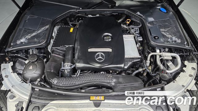Mercedes-Benz C-Class 2018 — photo 6