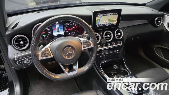 Mercedes-Benz C-Class 2018 — photo 10