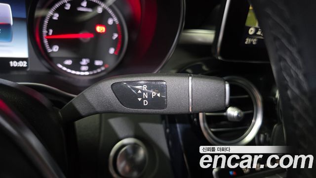 Mercedes-Benz C-Class 2018 — photo 12