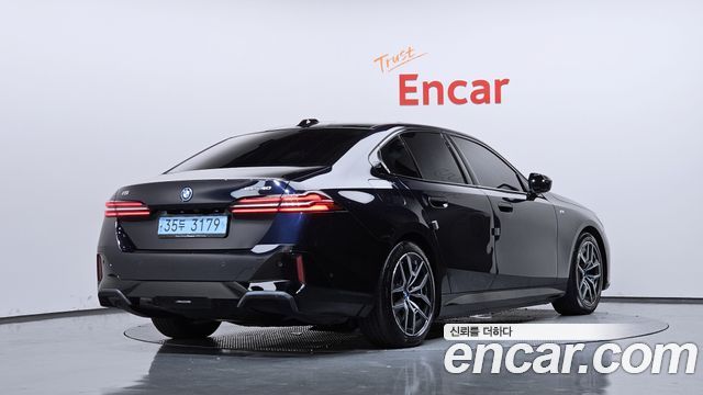 BMW i5 2024 — photo 2