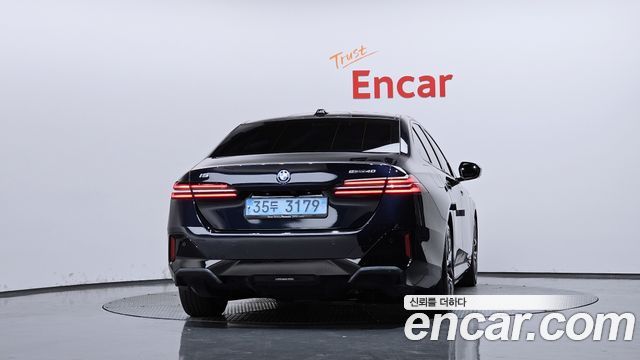 BMW i5 2024 — photo 4