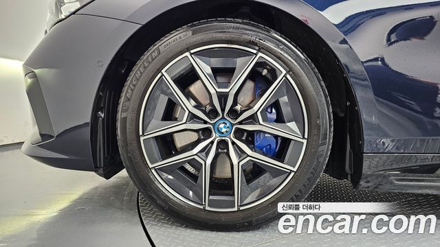 BMW i5 2024 — photo 5