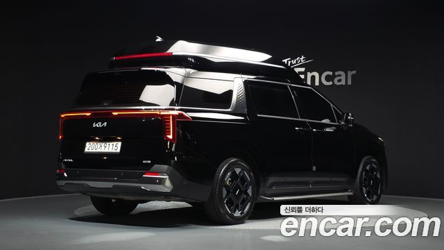 Kia Canival 2025 — photo 2