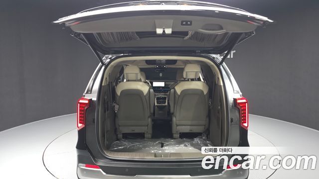 Kia Canival 2025 — photo 26