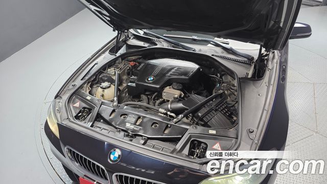 BMW 5-Series 2016 — photo 6