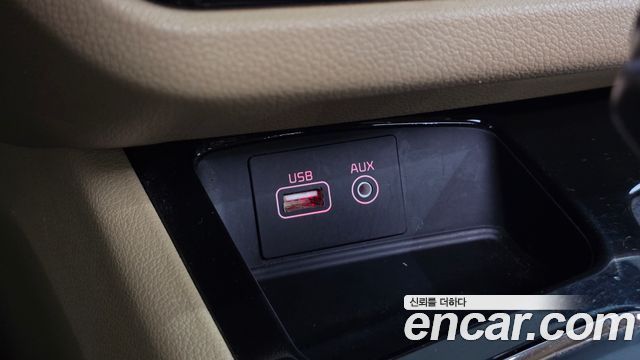 Kia Canival 2018 — photo 19
