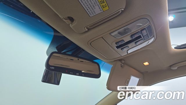 Kia Canival 2018 — photo 27