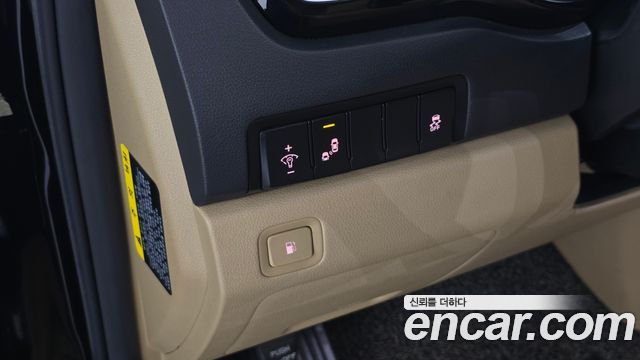 Kia Canival 2018 — photo 28