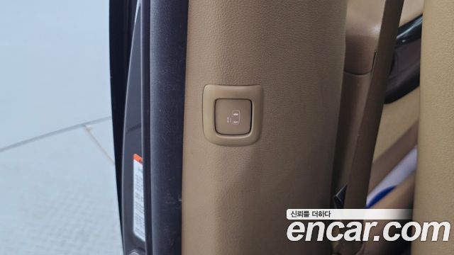 Kia Canival 2018 — photo 31