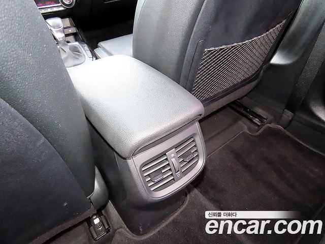Kia K3 2019 — photo 17