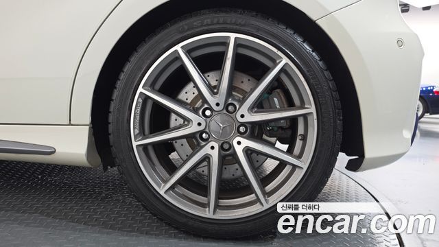 Mercedes-Benz A-Class 2018 — photo 7