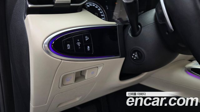 Genesis GV70 2022 — photo 26
