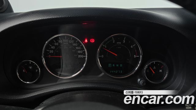 Jeep Wrangler 2014 — photo 8