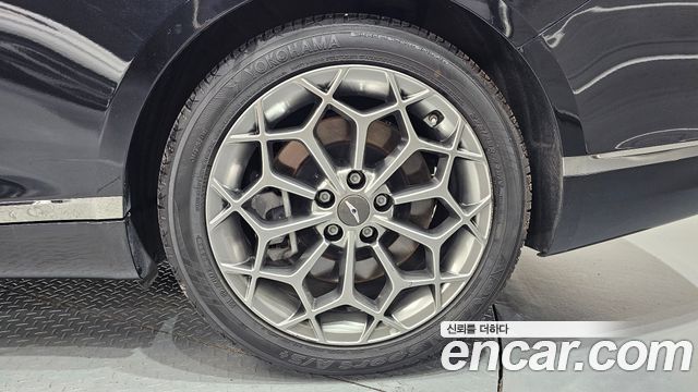 Genesis G80 2022 — photo 7