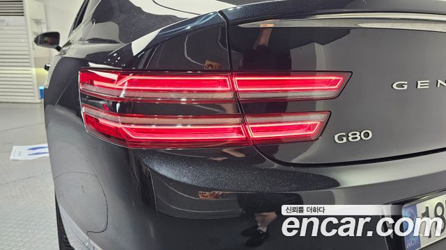 Genesis G80 2022 — photo 9