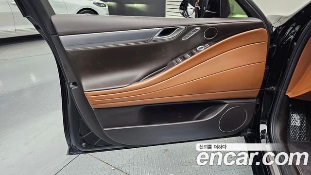 Genesis G80 2022 — photo 14