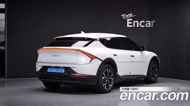 Kia EV6 2022 — photo 2