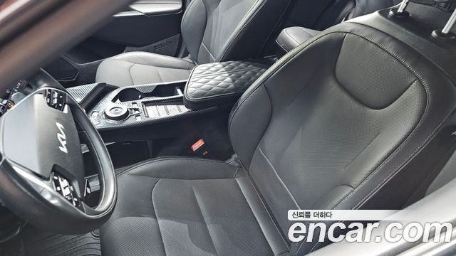 Kia EV6 2022 — photo 28