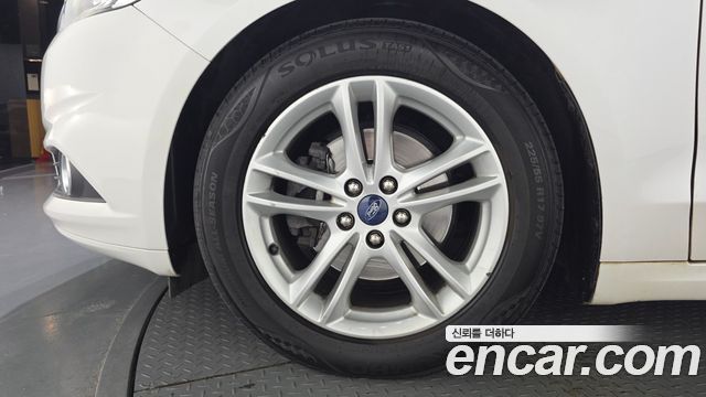 Ford Mondeo 2015 — photo 5