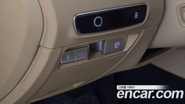 Kia K9 2022 — photo 27