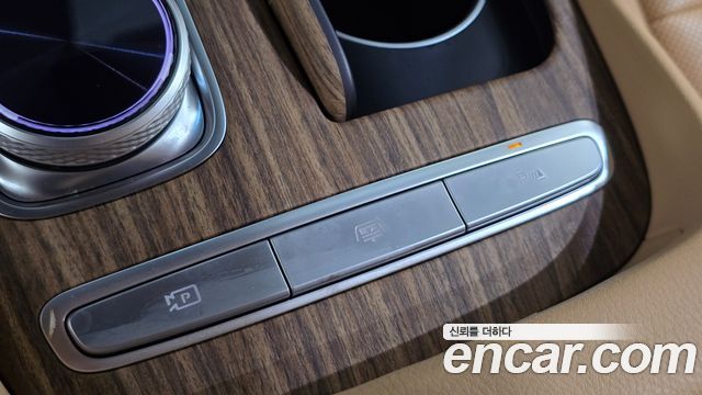 Kia K9 2022 — photo 31