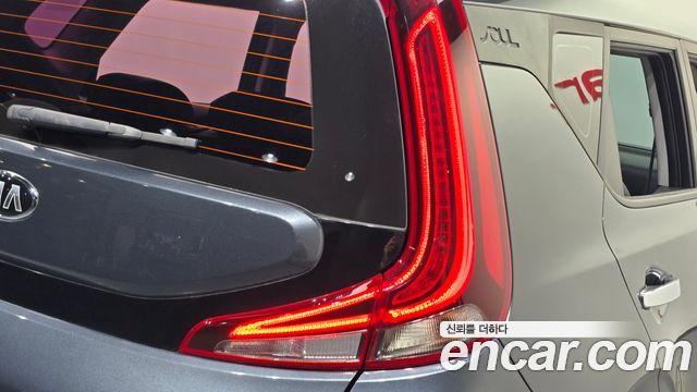 Kia Soul 2021 — photo 9