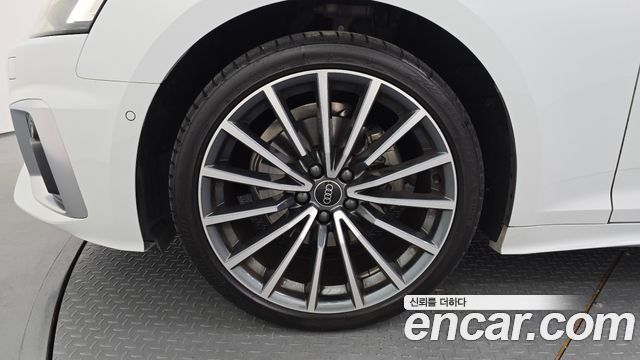 Audi A5 2023 — photo 5