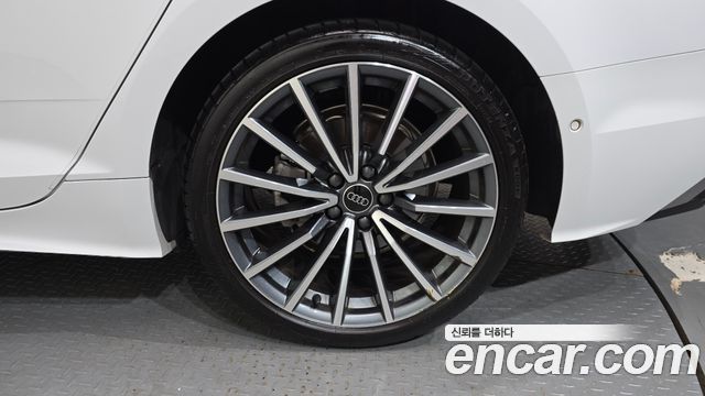 Audi A5 2023 — photo 7