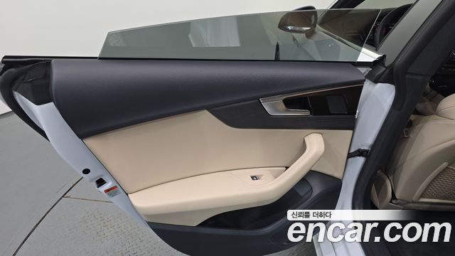 Audi A5 2023 — photo 15
