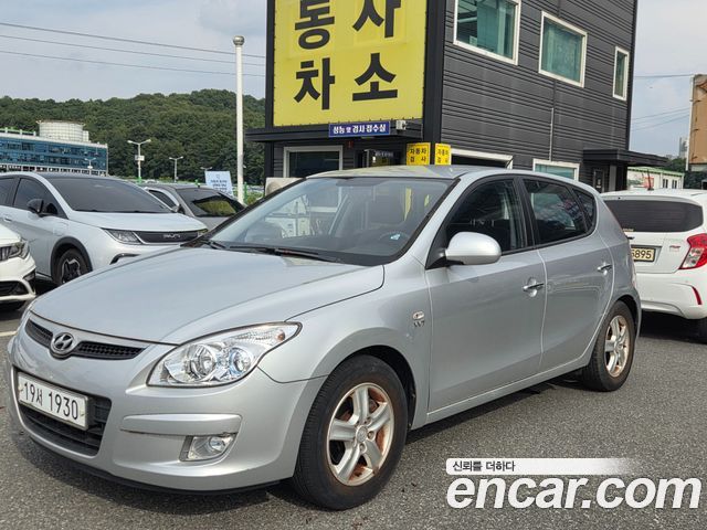 Hyundai i30 2008 — photo 2