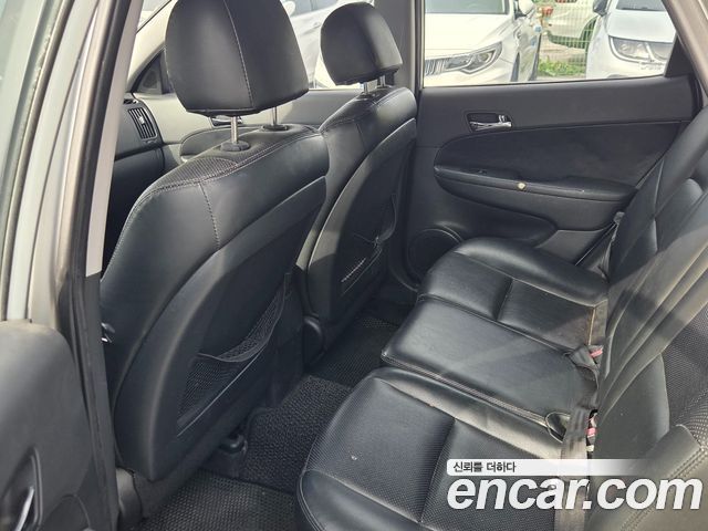 Hyundai i30 2008 — photo 5