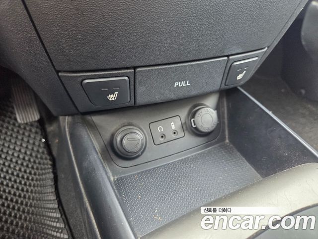 Hyundai i30 2008 — photo 13