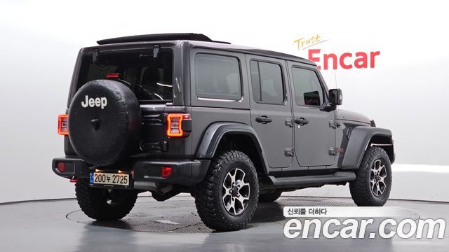 Jeep Wrangler 2021 — photo 2