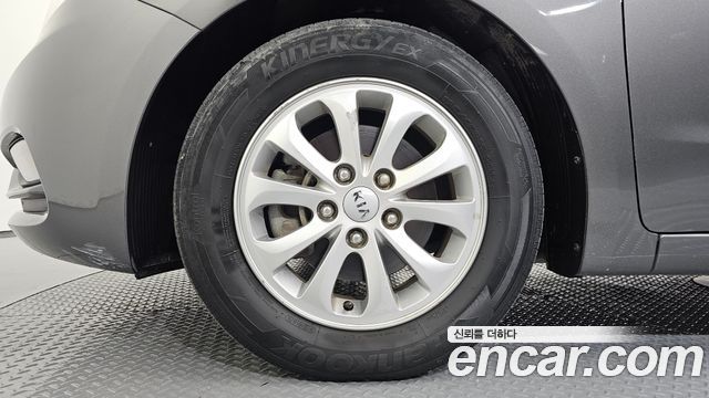 Kia K3 2013 — photo 5
